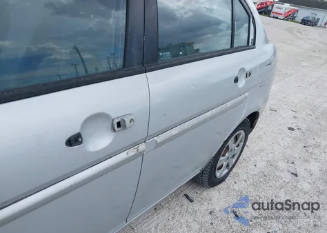 2008 Hyundai Accent Gls from USA, damaged, VIN KMHCN46C58U188604